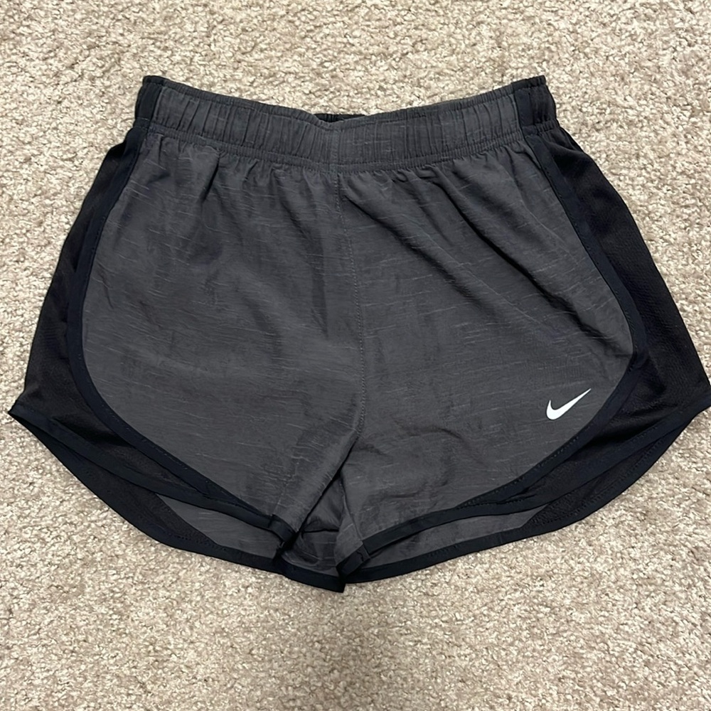 Nike XS DriFit Shorts in Dark Grey/Black Textured. Like new, never worn.
